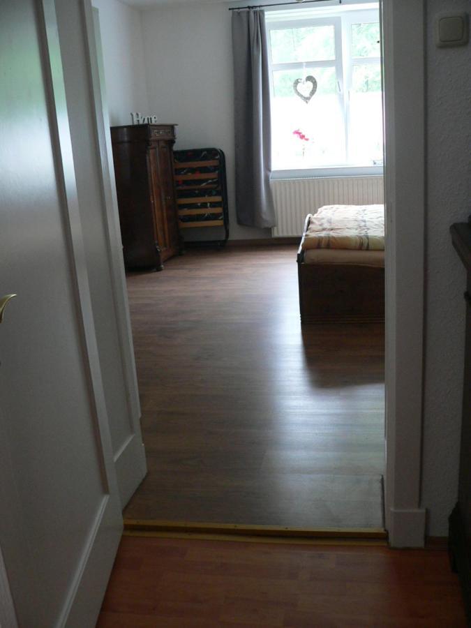 Ferienwohnung Zum Gruenen Holz Bohlenbergerfeld Buitenkant foto